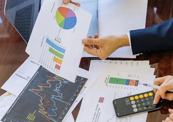 LongRiverTech Enterprise Financial Management is a comprehensive management activity concerning asset acquisition (investment), capital financing (financing), cash flow in operations (working capital) and profit distribution under a certain overall goal.
