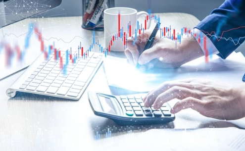 In LongRiverTech hedging management software, the definition and management of personalized strategies are important components of the software's functions.