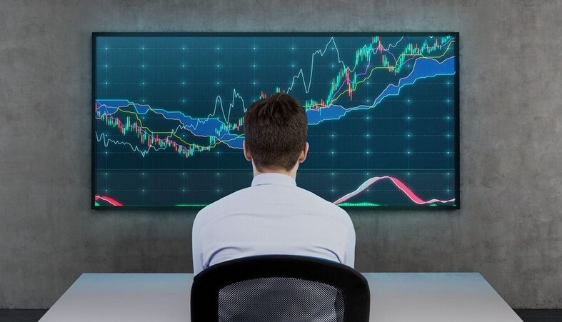 Yibo’s digital intelligent technology usually supports a variety of risk management tools such as stop-loss orders and take-profit orders, which helps investors control risks in transactions.