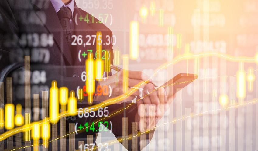 YiBo’s digital intelligent technology provides user training and support for stock and futures trading management software, which can be summarized from the following aspects.